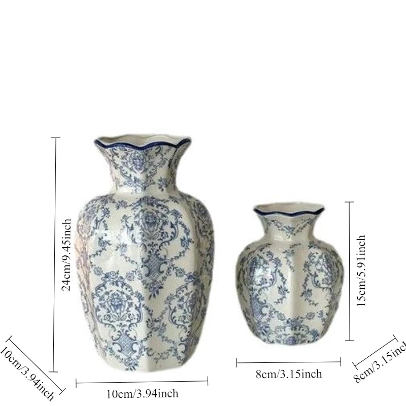 Vase en Porcelaine Peint Main, Bleu & Blanc Intemporel
